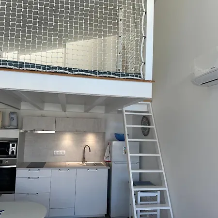 Apartment Lumineux Et Spacieux A Deux Pas De La De